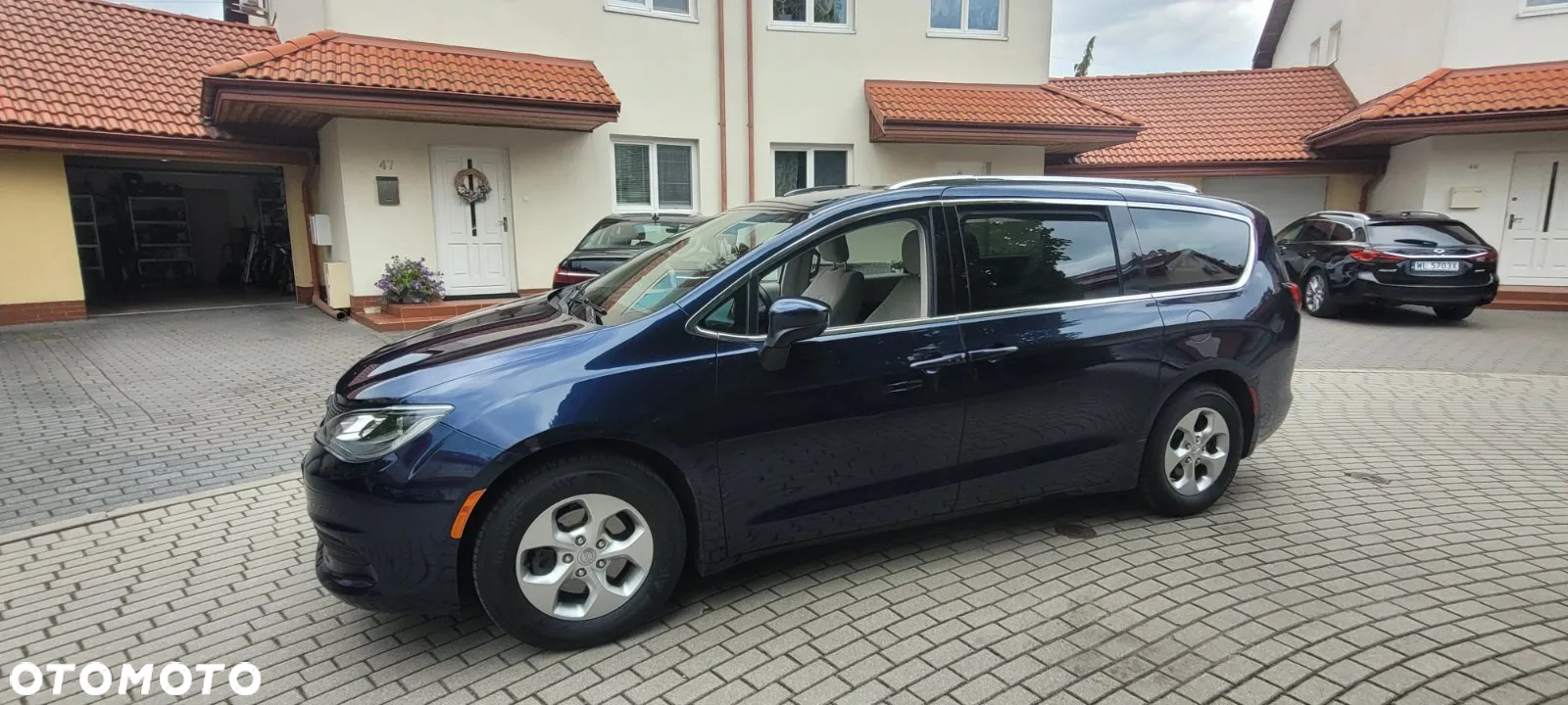 Chrysler Pacifica - 7