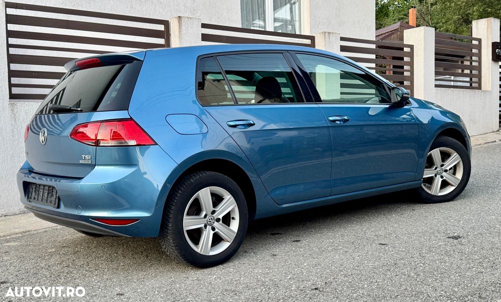 Volkswagen Golf 1.2 TSI BMT Comfortline - 25