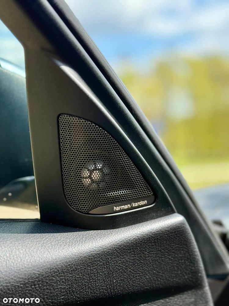 BMW Seria 3 328i xDrive Sport-Aut Sport Line - 18