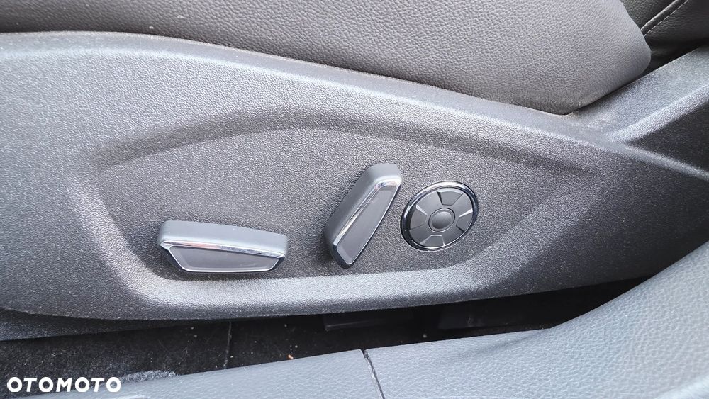 Ford Mondeo 2.0 TDCi Titanium - 20