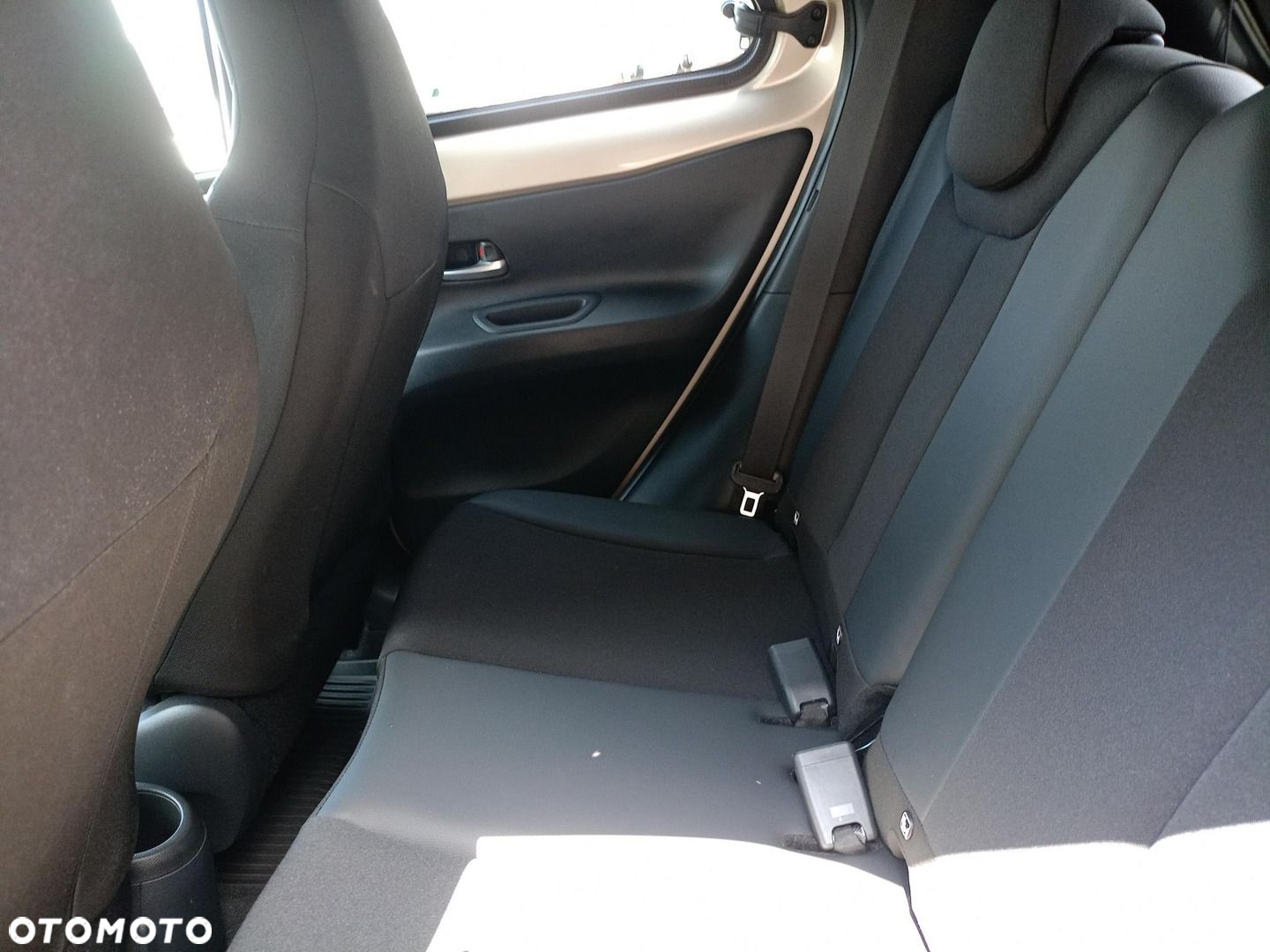 Toyota Aygo X - 12