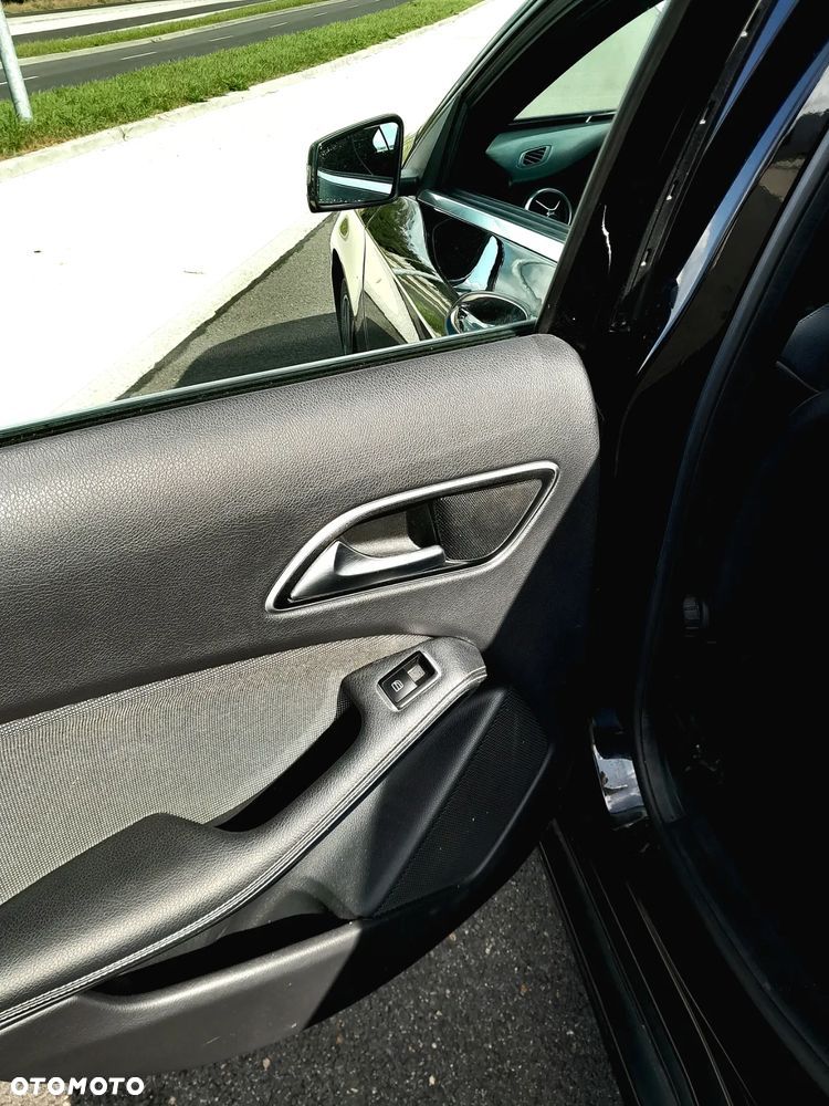 Mercedes-Benz Klasa A 200 CDI AMG Line - 16