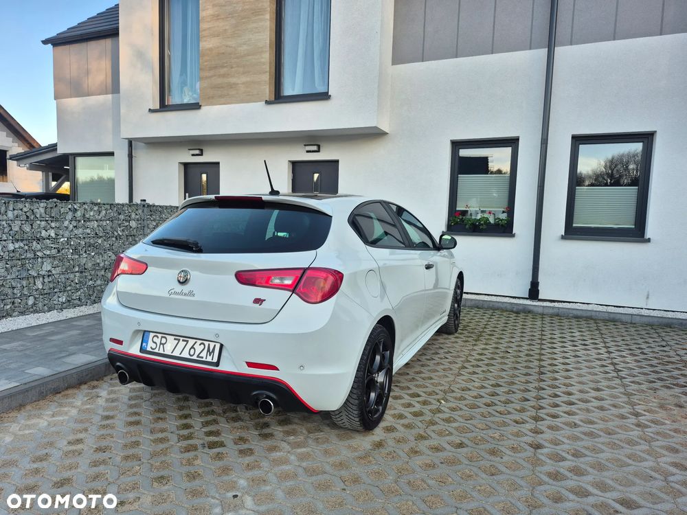 Alfa Romeo Giulietta 2.0 JTDM 16V Sprint - 2