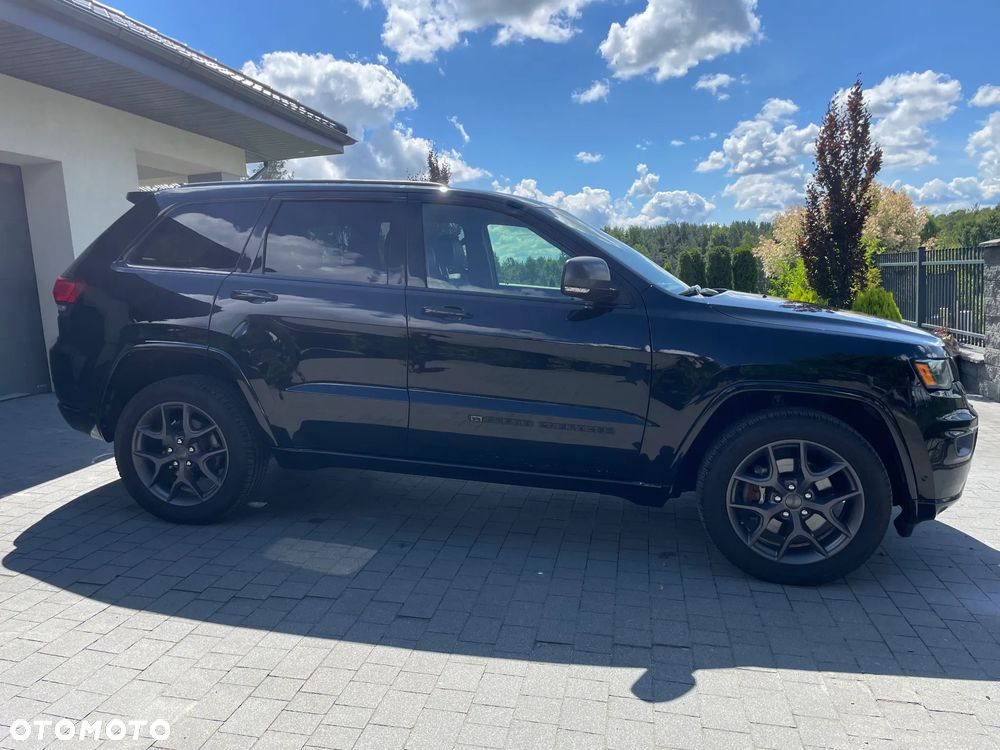 Jeep Grand Cherokee - 4