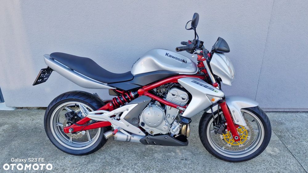 Kawasaki ER - 17