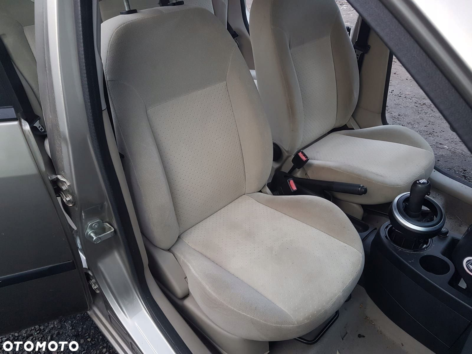 FORD FIESTA MK6 02- FOTELE KOMPLET 5-DRZWI GHIA - 5
