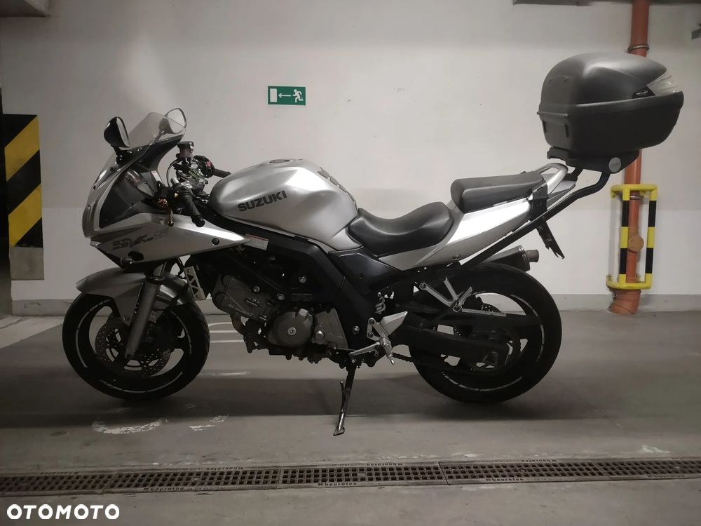 Suzuki SV - 10