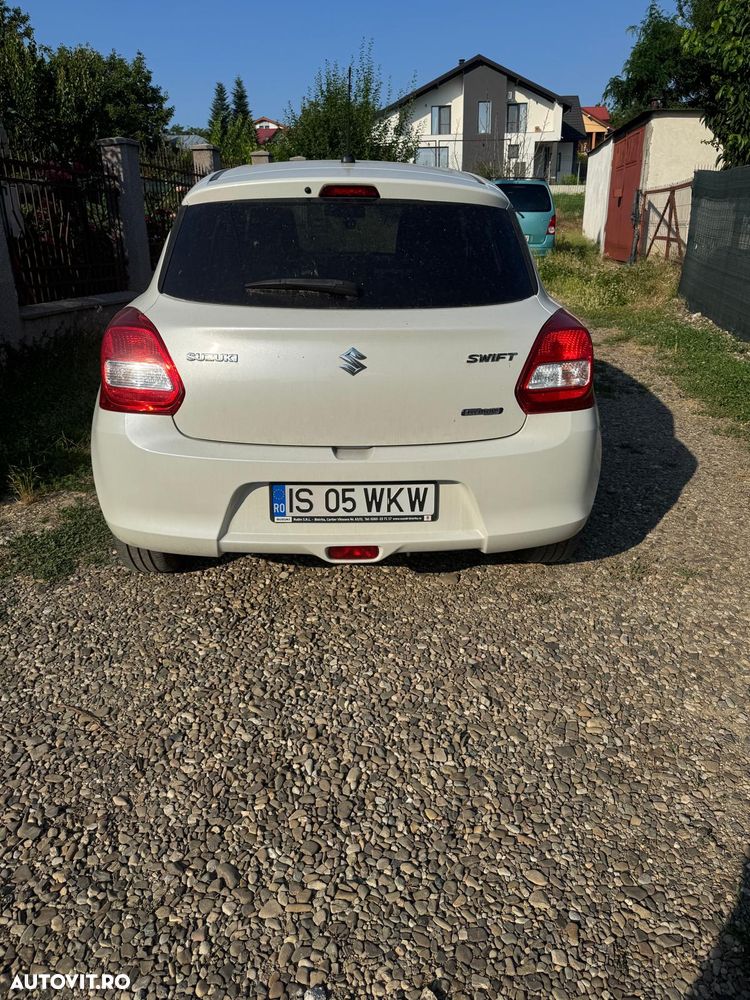Suzuki Swift 1.2 Dualjet 12V MHEV Passion - 3