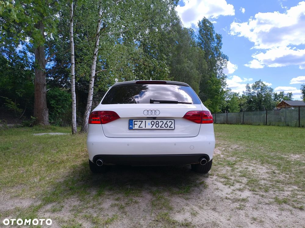 Audi A4 Avant 2.0 TDI DPF - 5