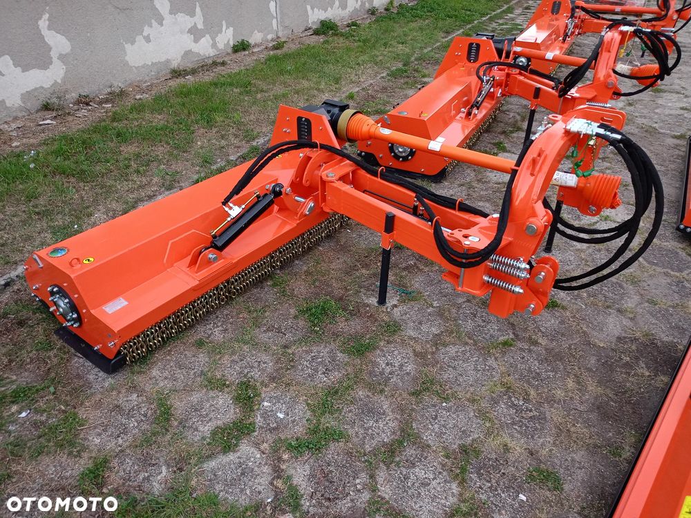 Inny Kosiarka Bijakowa tylno boczna AGF 180 Geograss Mulczer Rozdrabniacz na wysięgniku Raty Transport - 1