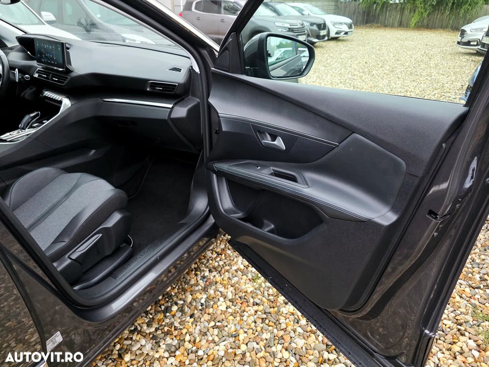 Peugeot 3008 PureTech 130 Stop & Start GPF EAT8 Allure Pack - 14