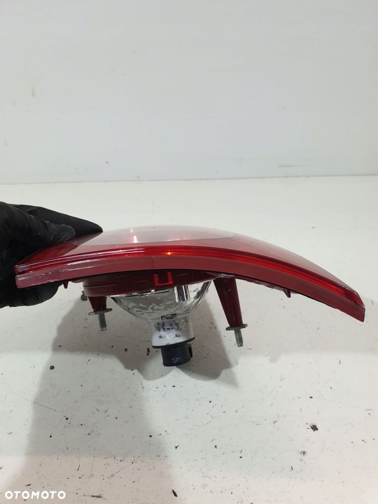 lampa prawy tył vw golf v w klapę 1k6945094e - 6