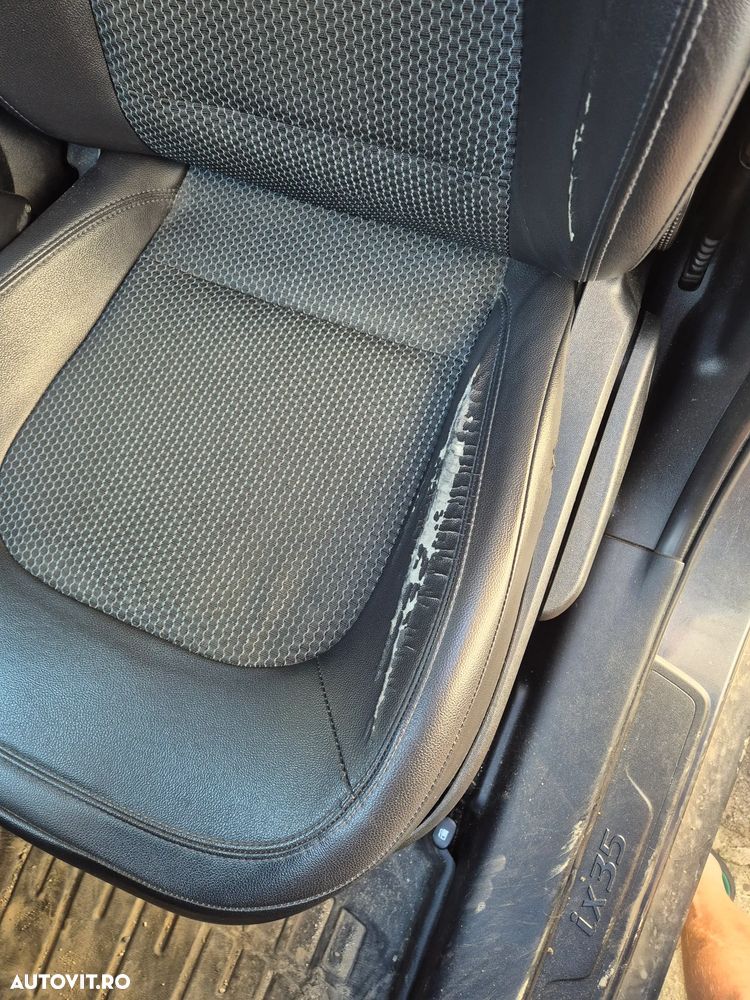 Hyundai ix35 2.0 CRDI Low 2WD GL Classic - 11