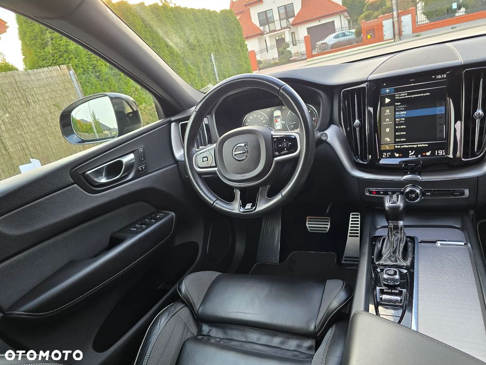 Volvo XC 60 D4 Geartronic RDesign - 34