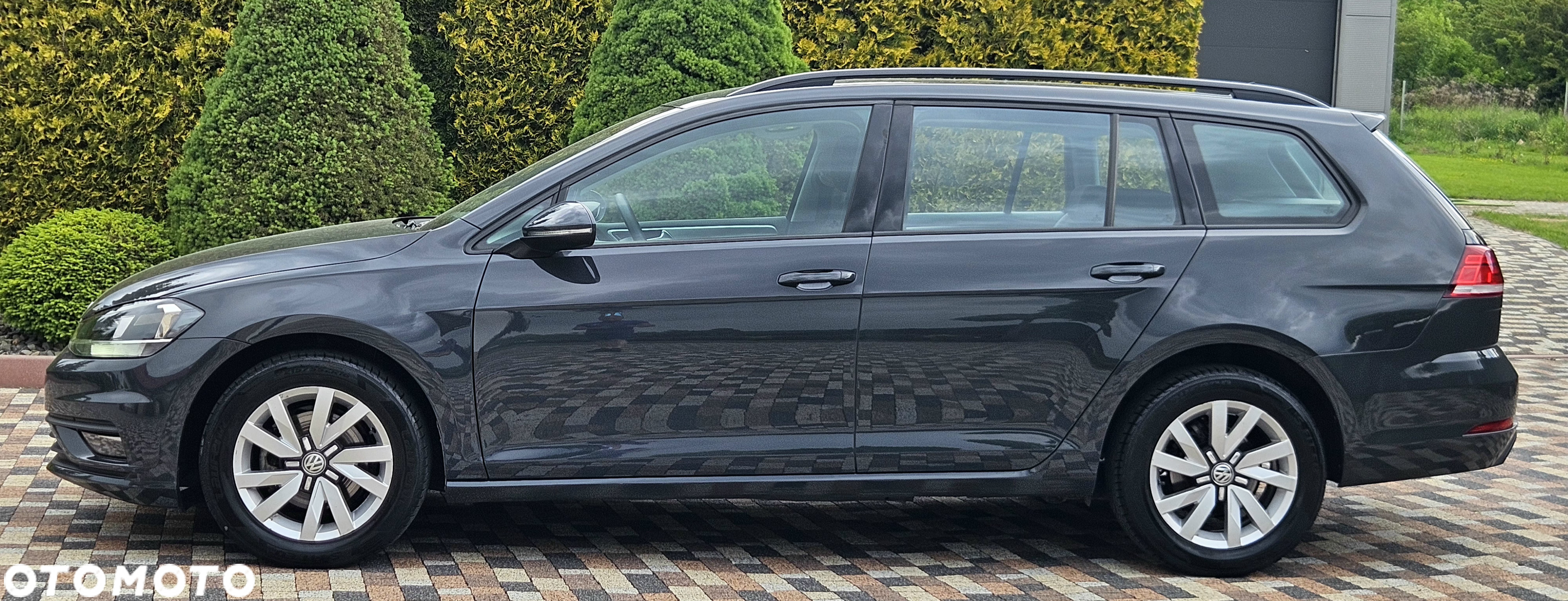 Volkswagen Golf - 13