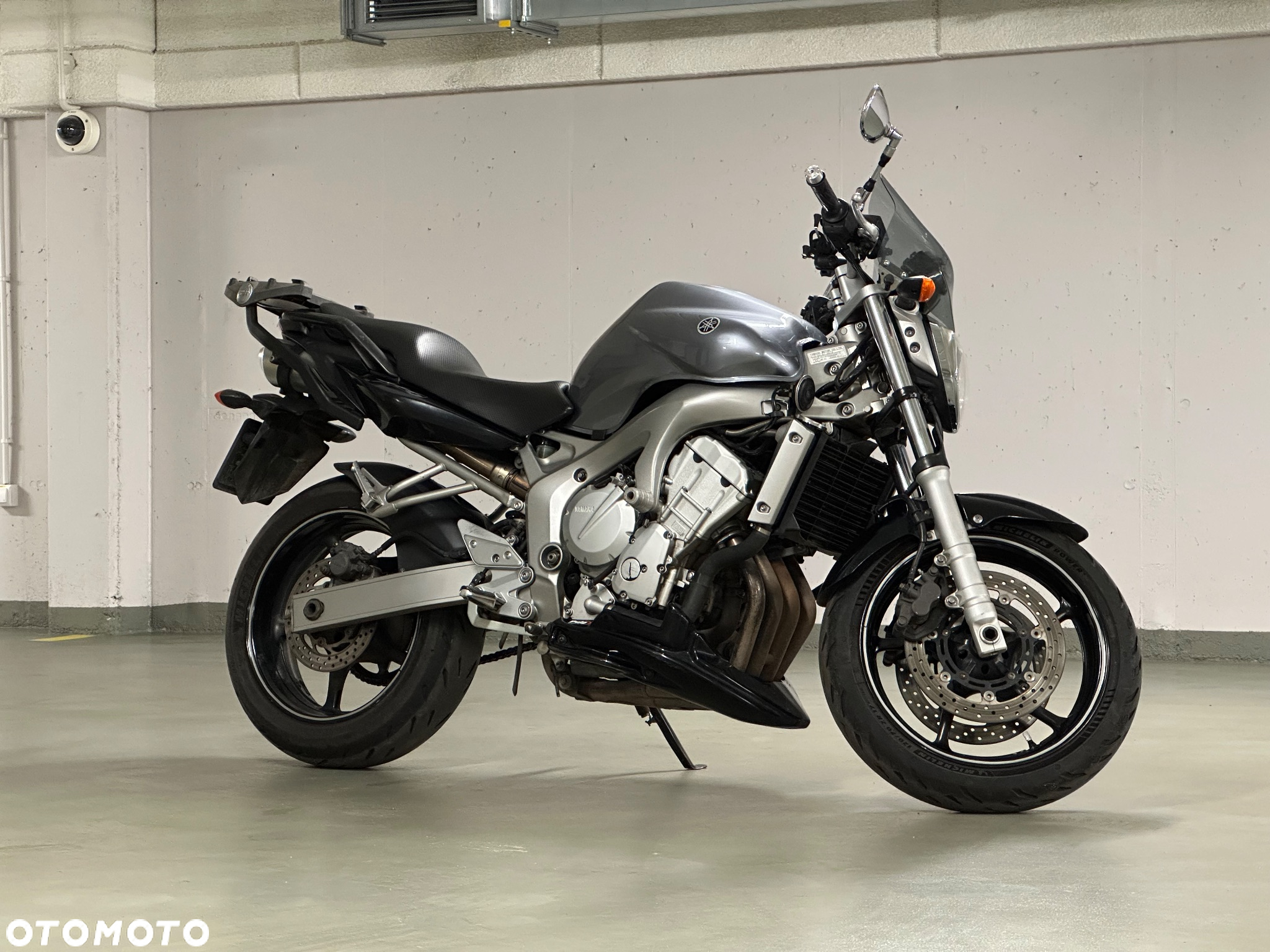 Yamaha FZ6 - 2