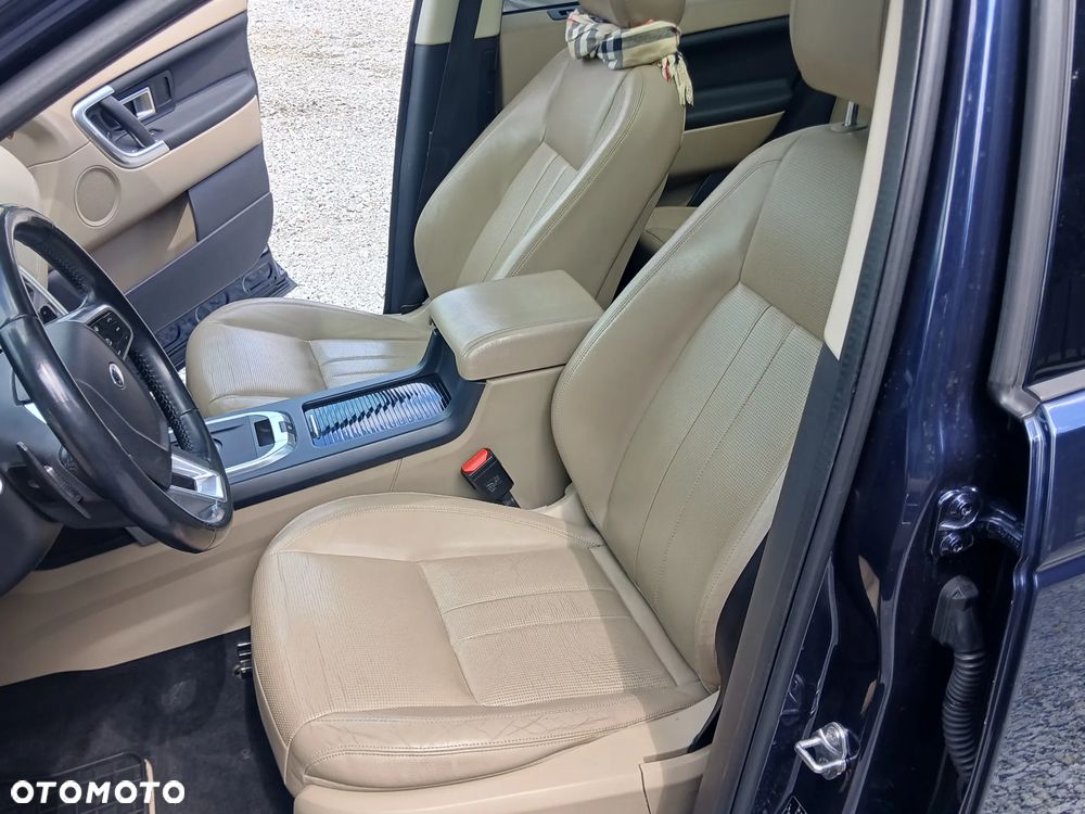 Land Rover Discovery Sport 2.0 TD4 HSE Luxury - 15