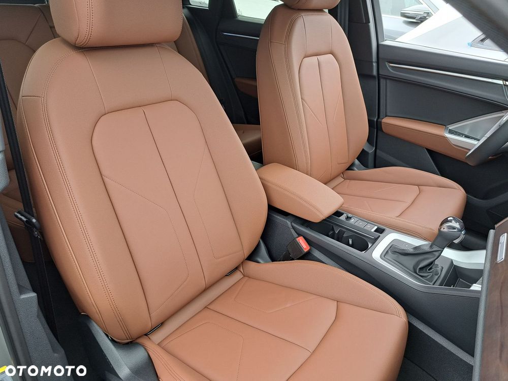 Audi Q3 - 13