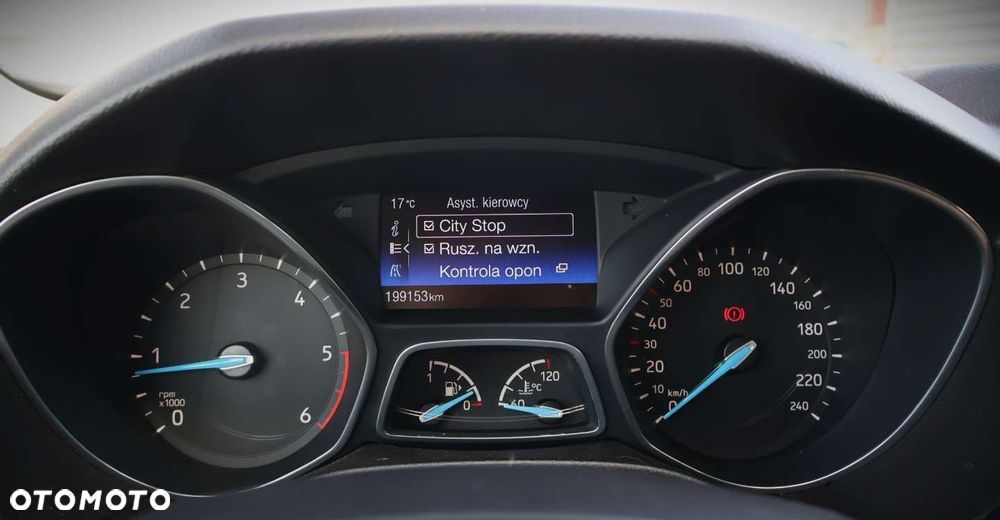 Ford Focus - 23