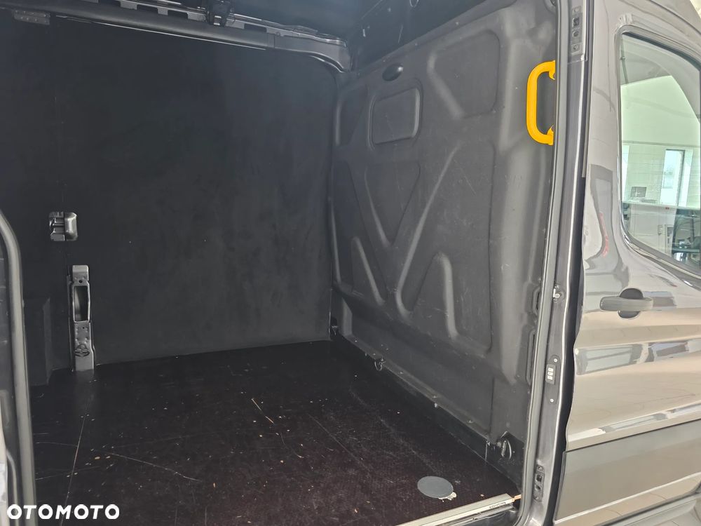 Ford Transit - 15
