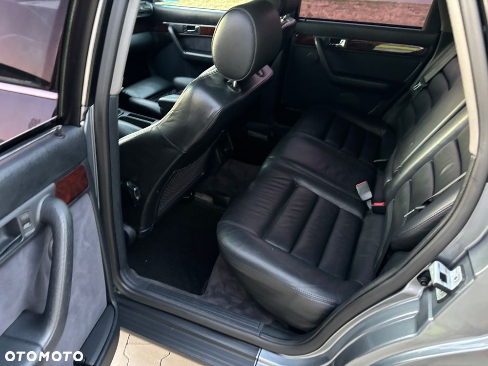 Audi A6 Avant 2.8 30V Quattro - 11