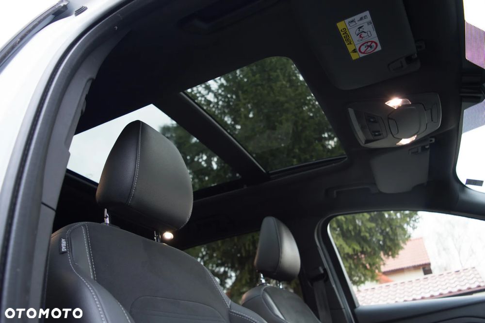 Ford Kuga 2.0 TDCi 4x4 ST-Line - 31