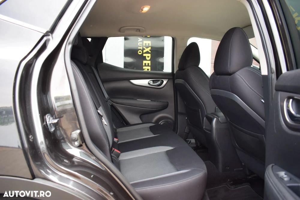 Nissan Qashqai 1.5 DCI N-CONNECTA - 14