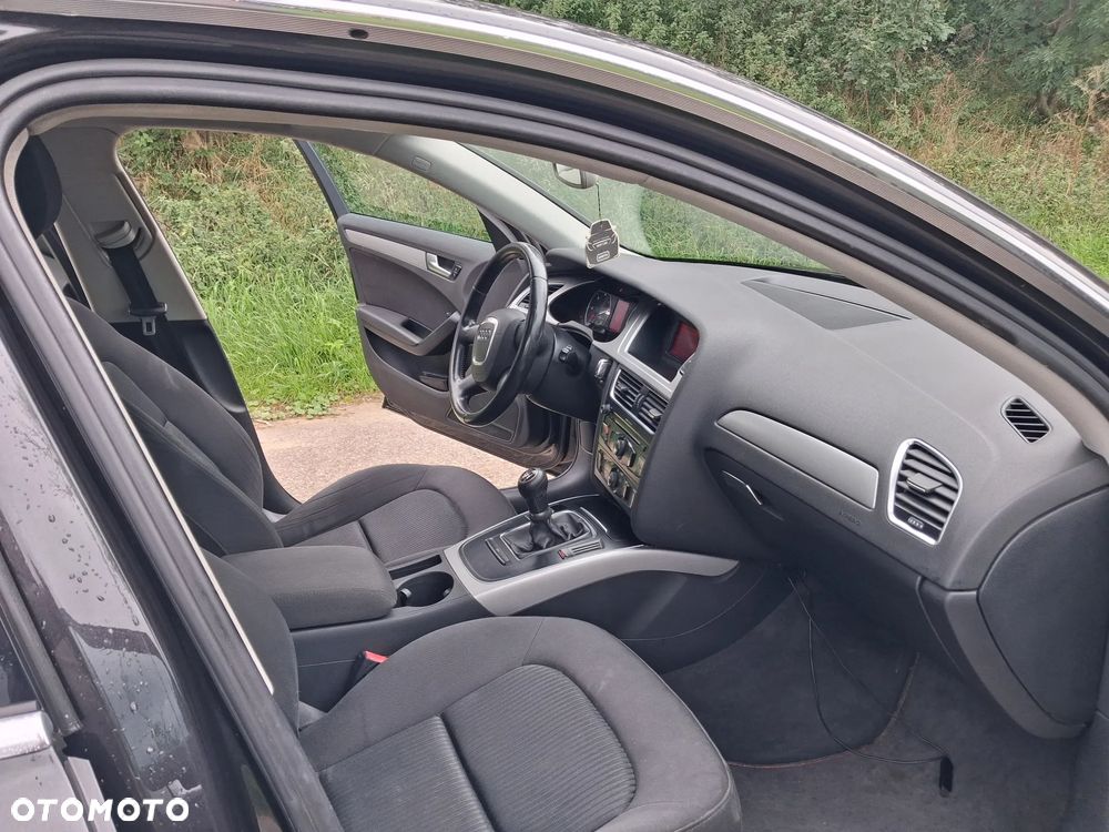 Audi A4 Limousine 2.0 TDI DPF Ambiente - 11