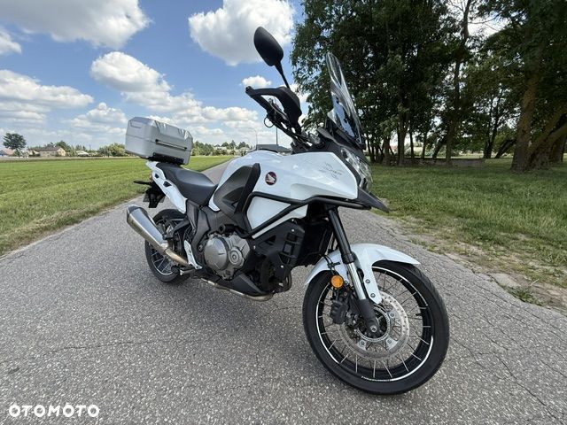 Honda VFR - 8
