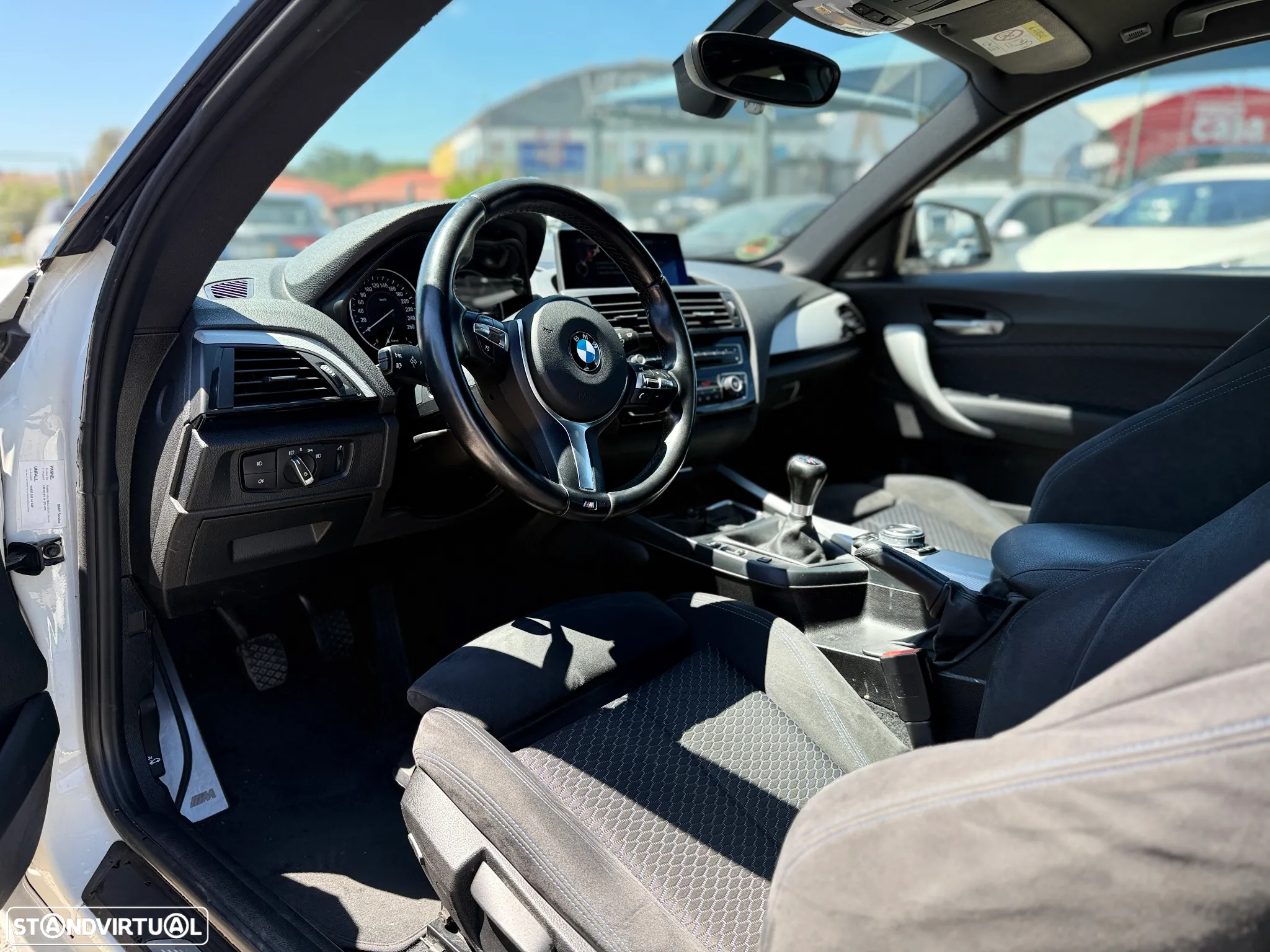 BMW 120 d Pack M - 13