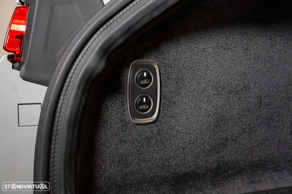 Aston Martin DBX 707 - 24