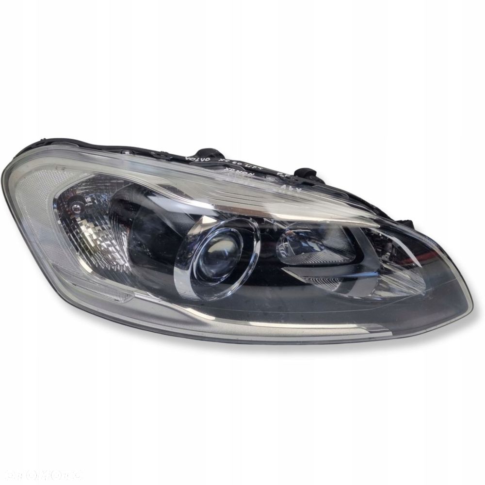 LAMPA PRAWA Volvo XC60 13-17r LIFT PRZEDNIA PRAWY PRZÓD LED europa 31420250 - 1
