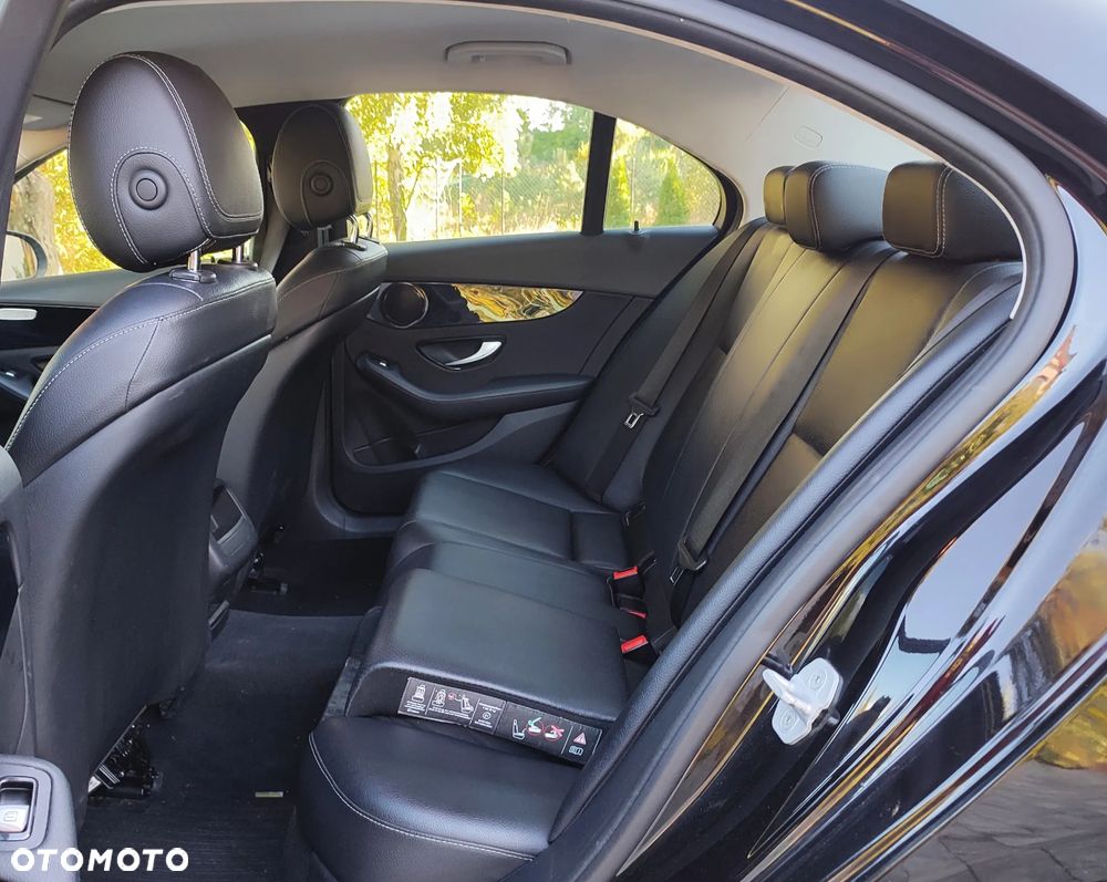 Mercedes-Benz Klasa C 200 7G-TRONIC Edition 1 - 21