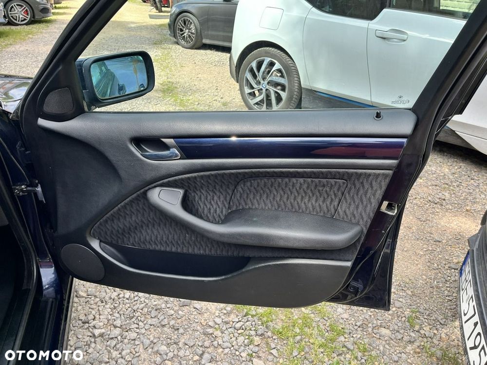 BMW Seria 3 - 18