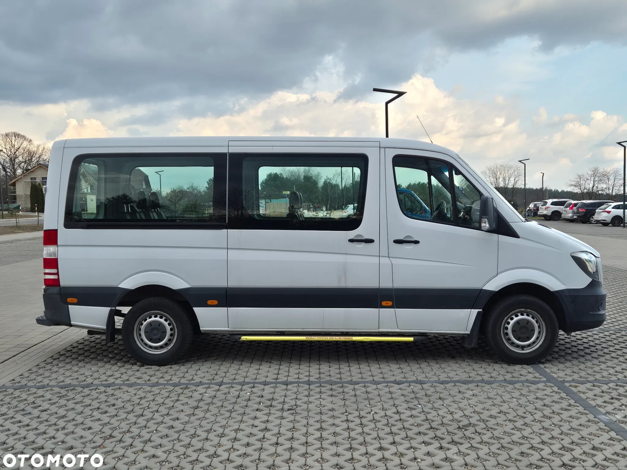 Mercedes-Benz Sprinter - 4