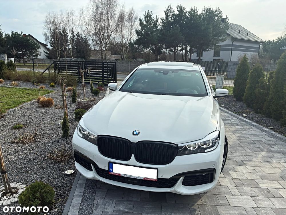 BMW Seria 7 740Li - 5