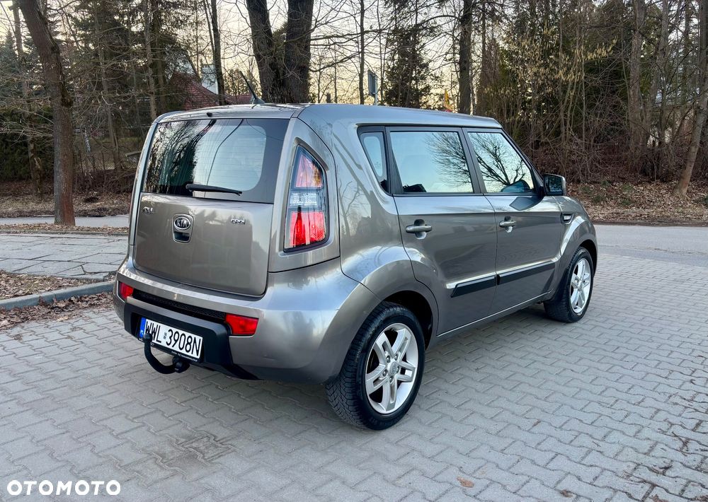 Kia Soul 1.6 CRDI L - 9