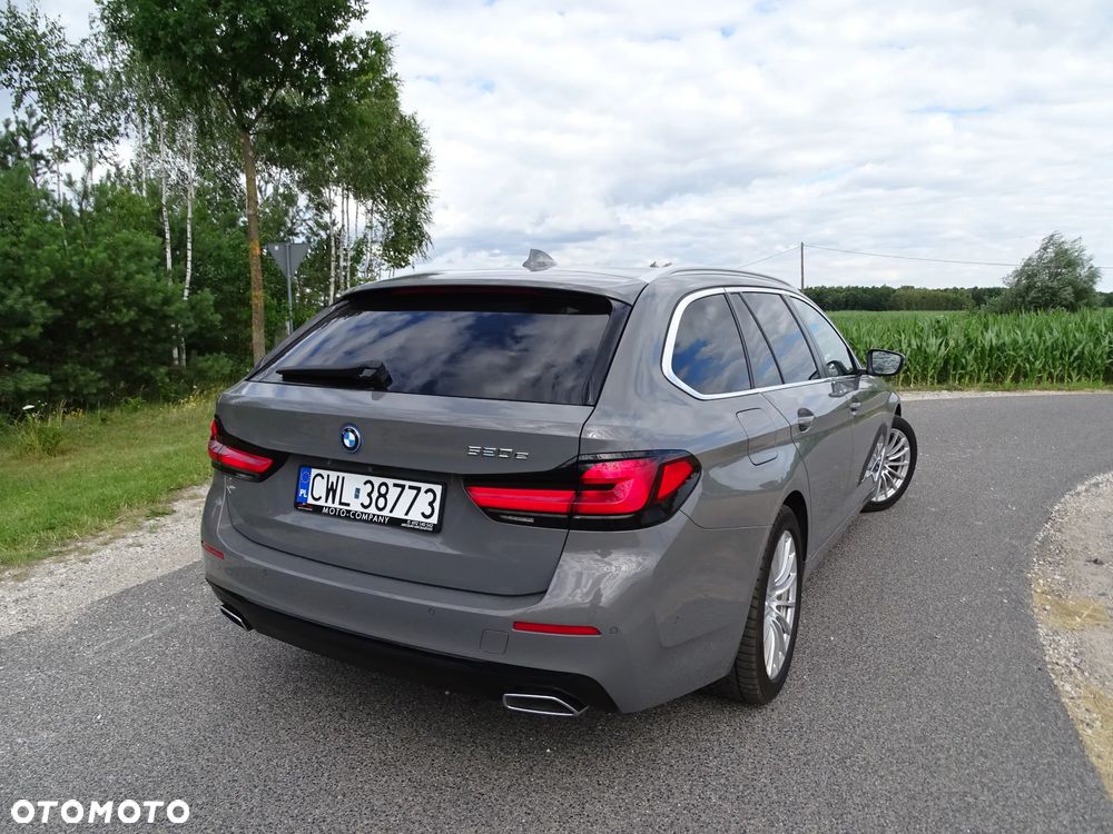 BMW Seria 5 520e Luxury Line - 5