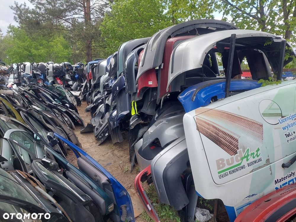 KOMPLETNY PRZÓD MASKA ZDERZAK BŁOTNIKI LAMPY PAS PRZEDNI FIAT PANDA II 199 - 21
