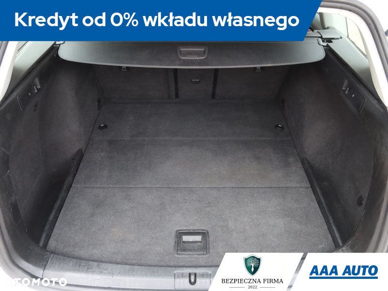 Volkswagen Golf Variant - 14