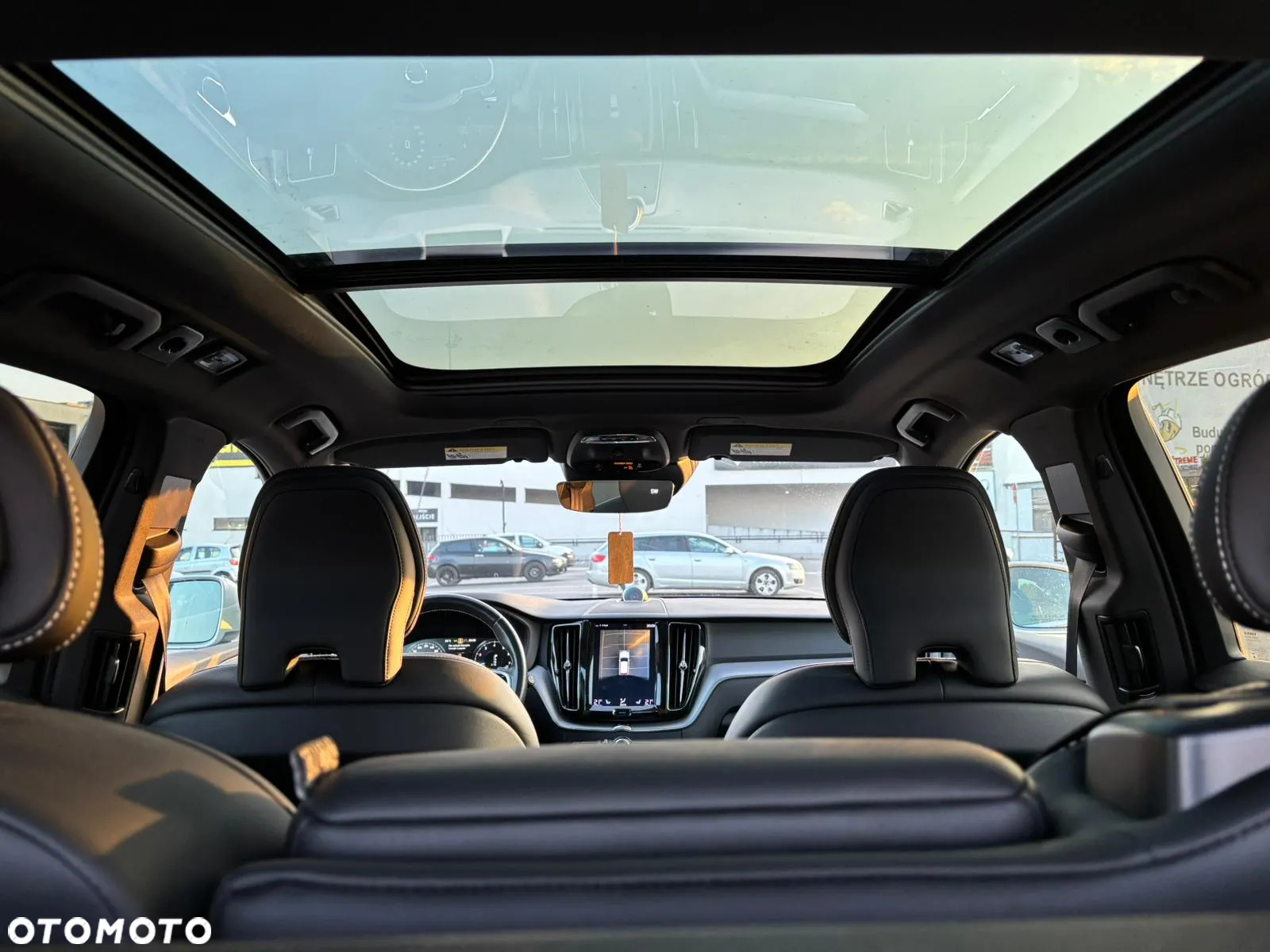 Volvo XC 60 T6 AWD Geartronic RDesign - 23