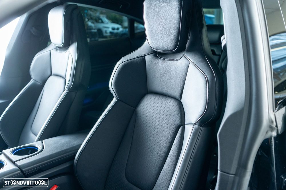 Porsche Taycan 4S - 35