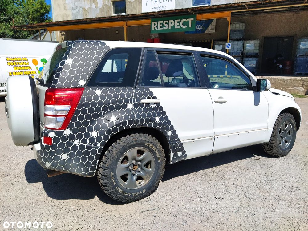Suzuki Grand Vitara 2.7 V6 - 15