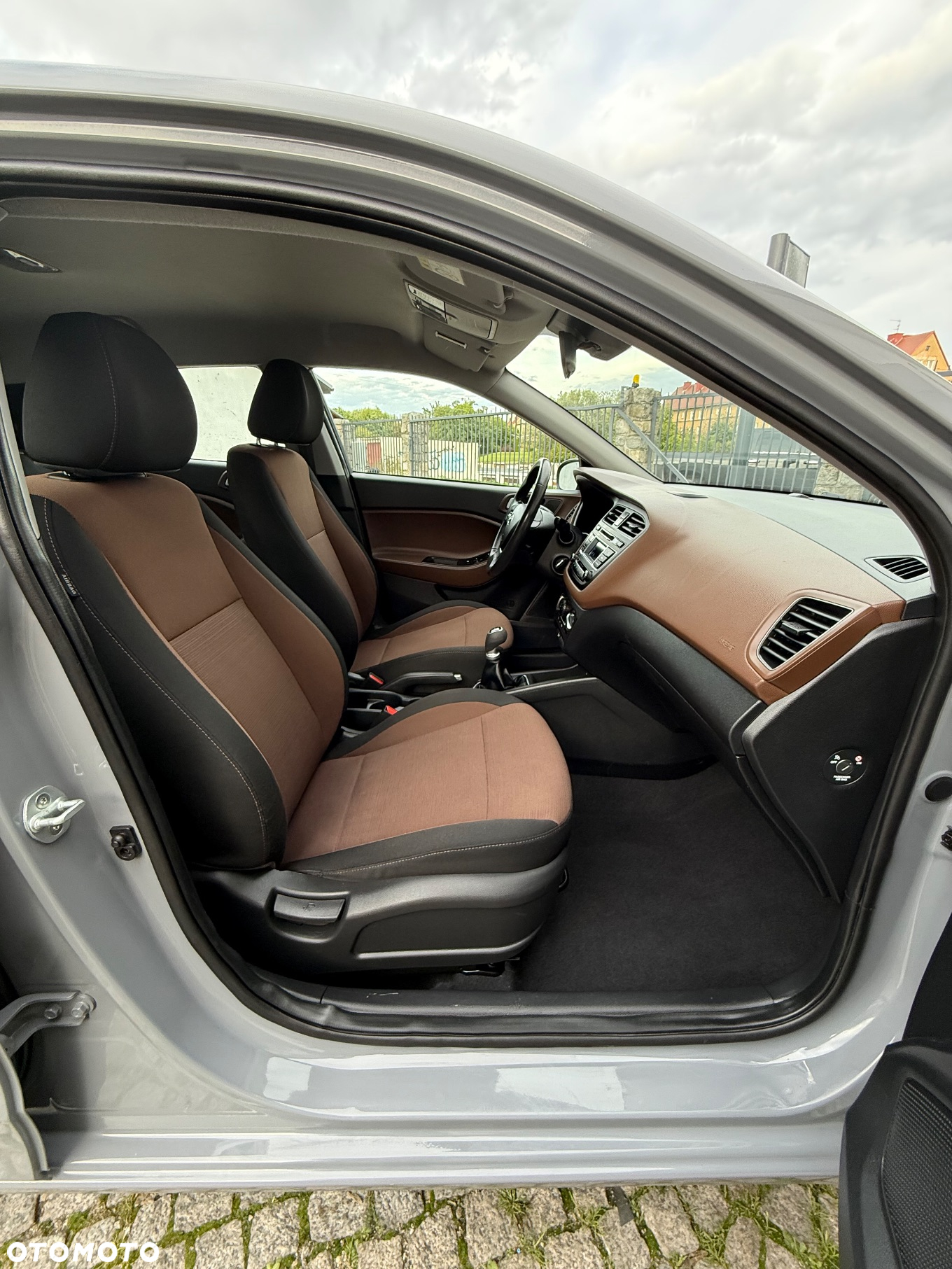 Hyundai i20 - 19