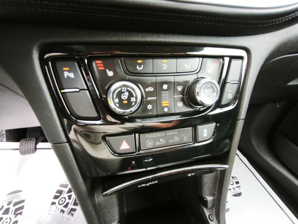 Opel Mokka - 11