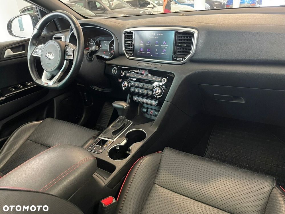 Kia Sportage - 16
