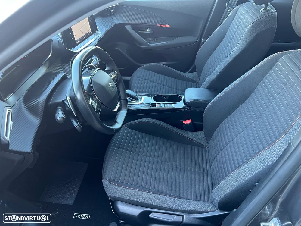 Peugeot 2008 1.2 PureTech Active Pack EAT8 - 20
