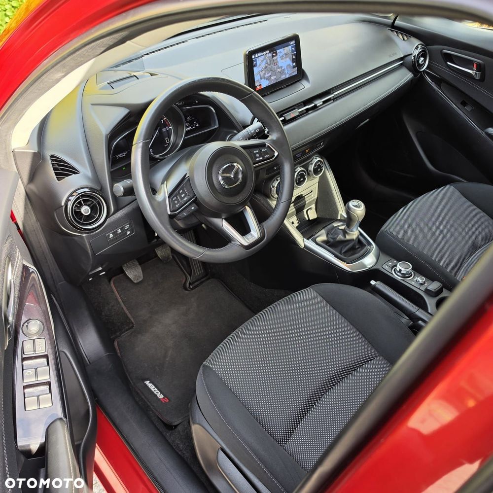 Mazda 2 - 6