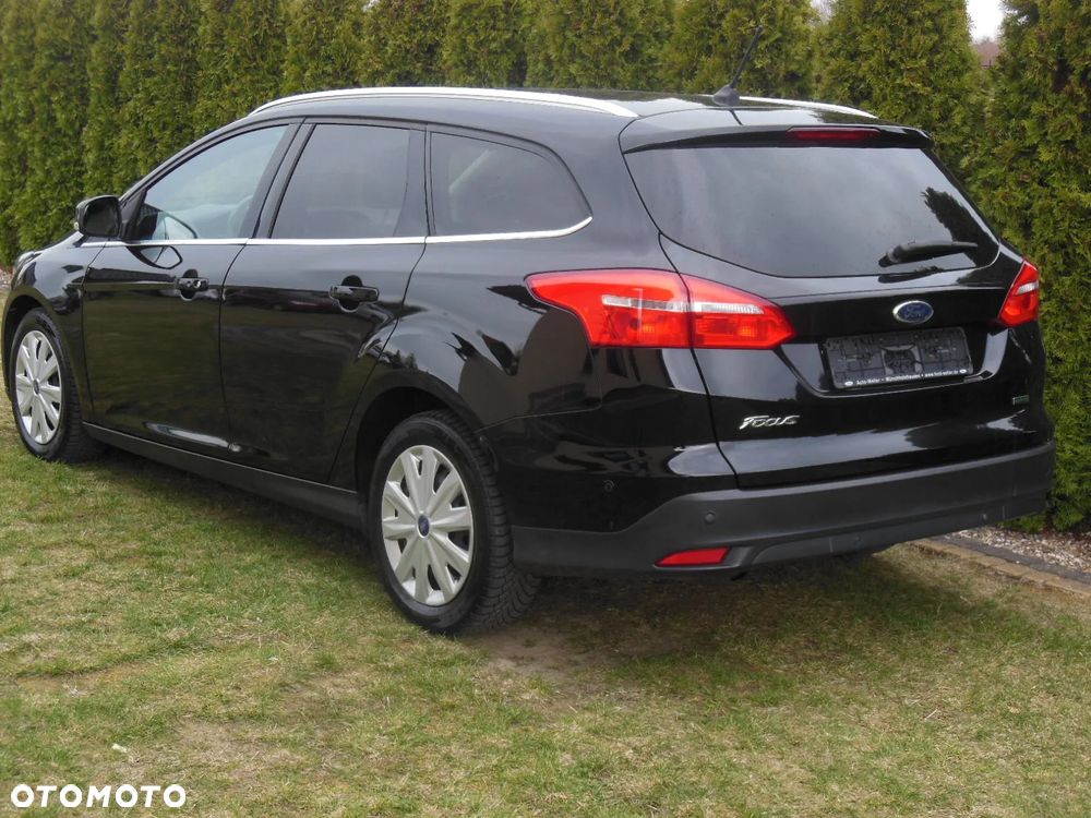 Ford Focus 1.0 EcoBoost STart-Stopp-System TITANIUM - 3