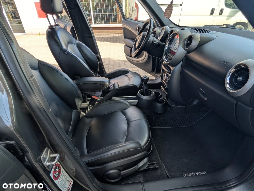 MINI Countryman - 25